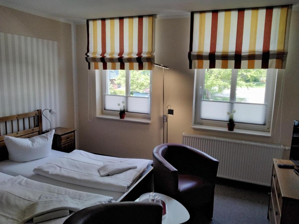 Hotel Am Weinbergschloss Waren  Luaran gambar
