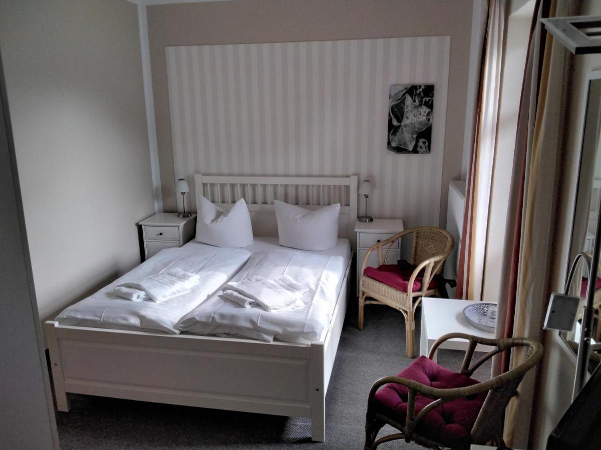 Hotel Am Weinbergschloss Waren  Luaran gambar